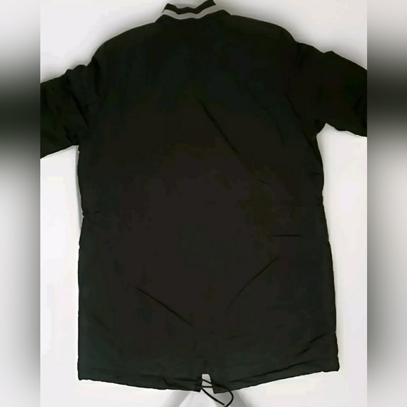 Nike Women’s Parka Mid Length Insulated Jacket In Black - Picture 6 of 8